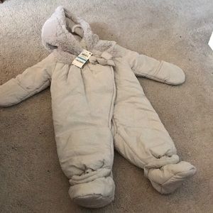 baby outfit still new